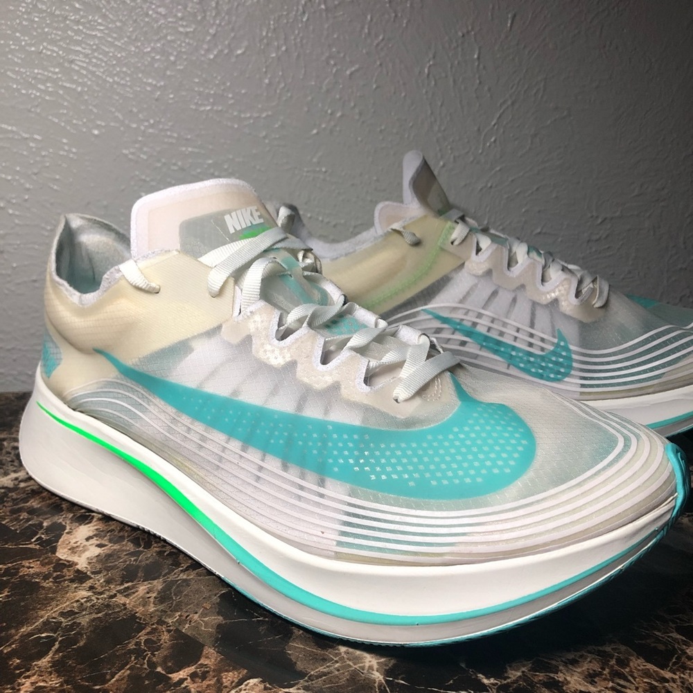 Nike racing zoom fly sp